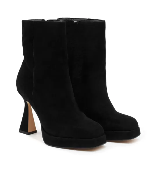 Shop Alma en Pena Buy Ankle Boots With Square Toe Heel